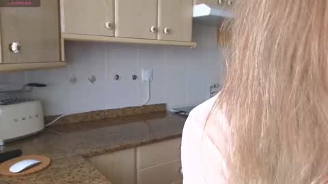  Luna online show from 09-28-25, 10:31