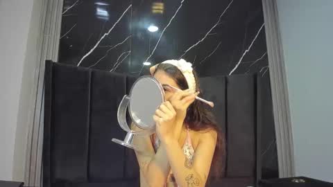 Snapshot of lunasmithyl chatting on 02-27-26, 02:50 LunaSmithyl online show from 02-27-26, 02:50