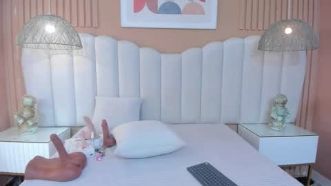 Luna online show from 03-11-26, 11:27