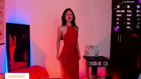 Lunita online show from 03-22-26, 01:20