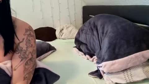 Luna  powered by bitch dust online show from 12-15-24, 10:50