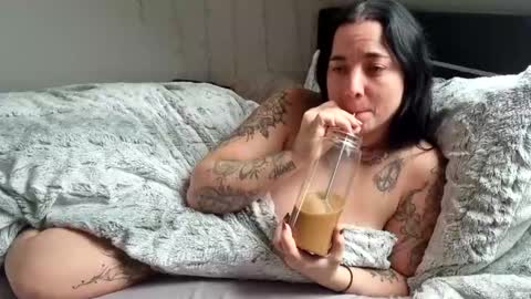 Luna  powered by bitch dust online show from 01-22-25, 12:06