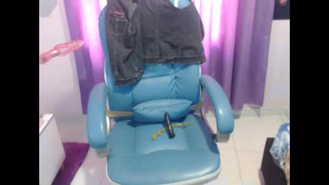 Snapshot of lunatraviesapiel chatting on 03-20-26, 06:24 lunatraviesapiel online show from 03-20-26, 06:24