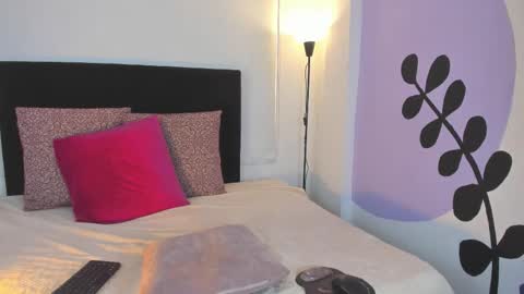 lunavelvet7 online show from 01-16-26, 04:44