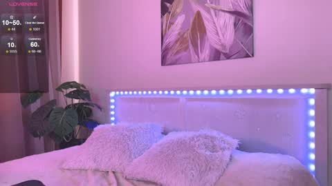 Veronica online show from 03-21-26, 10:53