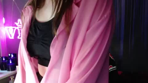 LunaXcherry online show from 06-17-26, 06:20