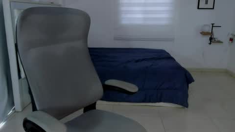 Lunay online show from 05-07-26, 03:06