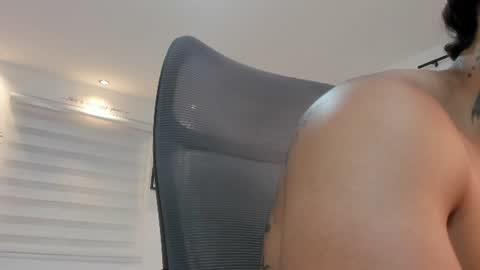 Lunay online show from 07-29-26, 03:59