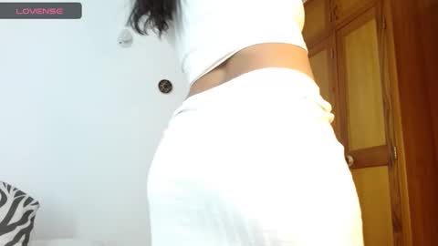 Snapshot of lunayois02 chatting on 02-17-25, 02:42 lunayois02 online show from 02-17-25, 02:42