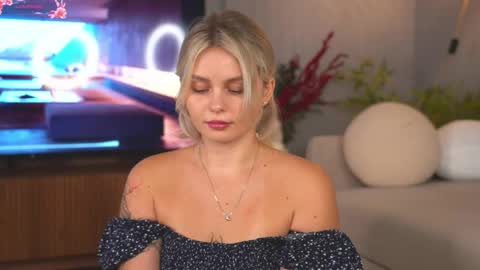 Evi online show from 05-16-26, 08:11