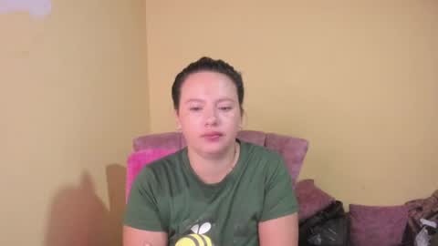 Snapshot of lunnadoll chatting on 06-26-26, 04:39 Katty what ever do you want on my pv is for extra tokens minimi 250 tks ty u for understand online show from 06-26-26, 04:39