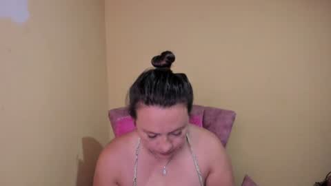 Snapshot of lunnadoll chatting on 07-13-26, 03:31 Katty what ever do you want on my pv is for extra tokens minimi 250 tks ty u for understand online show from 07-13-26, 03:31