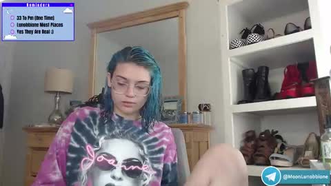 Snapshot of lunobbione chatting on 03-27-26, 04:18 Lunobbione online show from 03-27-26, 04:18