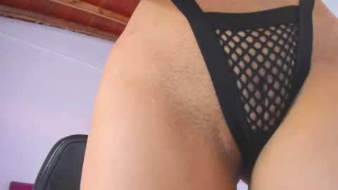 Snapshot of lunoox_ chatting on 12-15-24, 06:15 LunoxLili online show from 12-15-24, 06:15