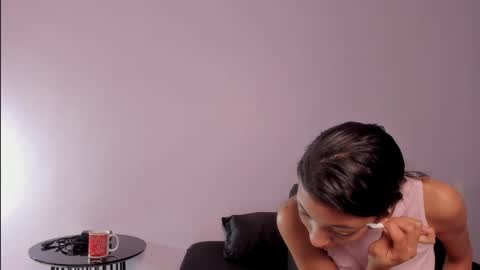 Snapshot of lupeebony chatting on 06-07-26, 08:01 lupe online show from 06-07-26, 08:01