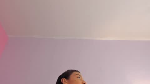 Snapshot of lupeebony chatting on 06-27-26, 07:52 lupe online show from 06-27-26, 07:52