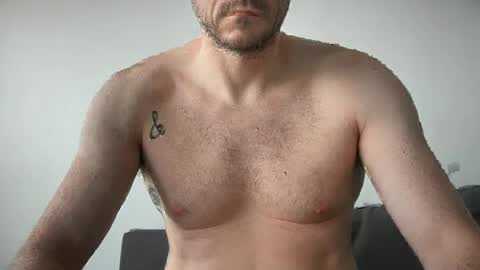 Snapshot of lupine_666 chatting on 06-22-26, 06:54 Lupine online show from 06-22-26, 06:54