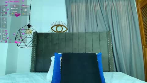 Lupita online show from 04-06-26, 02:29