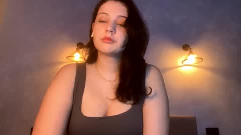 Lora online show from 02-08-26, 08:18