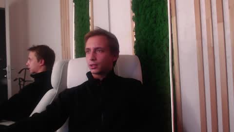 Ren online show from 04-03-26, 07:56