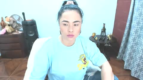 Snapshot of luscious86 chatting on 07-15-26, 04:12 PAULINA online show from 07-15-26, 04:12