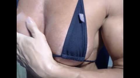 lusexyhot online show from 04-18-26, 02:15