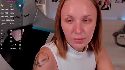 Snapshot of lushcherry chatting on 06-18-26, 04:35 your sweet Liana online show from 06-18-26, 04:35
