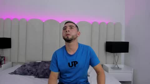 Snapshot of lushian_luna chatting on 11-08-25, 10:30 Lushian And Luna online show from 11-08-25, 10:30