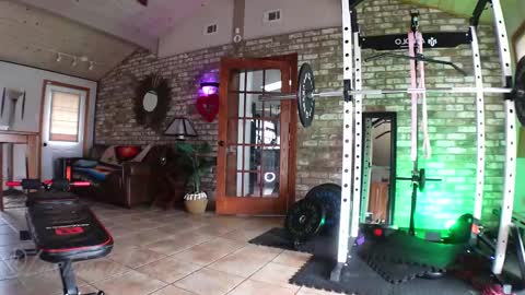 SHOWS ALL MONDAY WEDNESDAYFRIDAYSATURDAY  IN THE MORNING online show from 11-14-25, 03:33