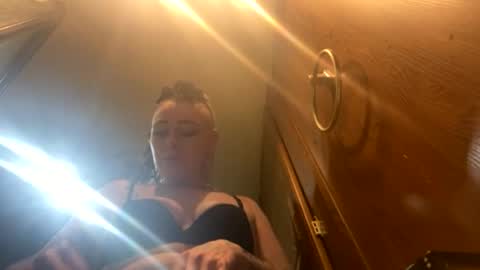 Kikithebaee online show from 02-28-25, 09:12