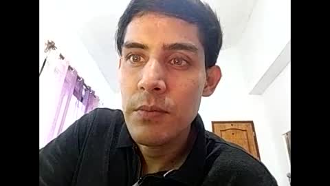 Snapshot of lusrodri chatting on 02-16-25, 12:43 Sebastian E. online show from 02-16-25, 12:43