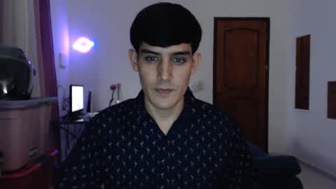 Snapshot of lusrodri chatting on 10-12-25, 12:42 Sebastian E. online show from 10-12-25, 12:42