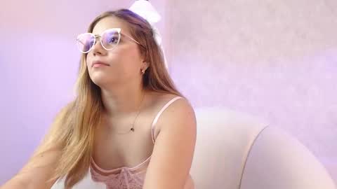 Snapshot of lussia_vega chatting on 01-14-26, 03:28 Lussia Vega online show from 01-14-26, 03:28