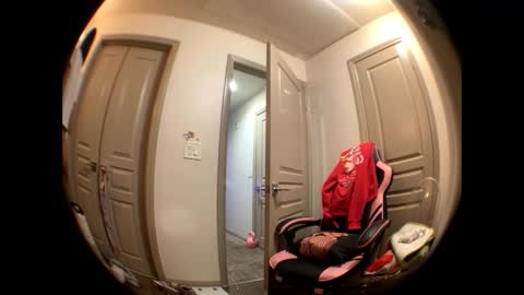 LOLA online show from 01-14-25, 06:56