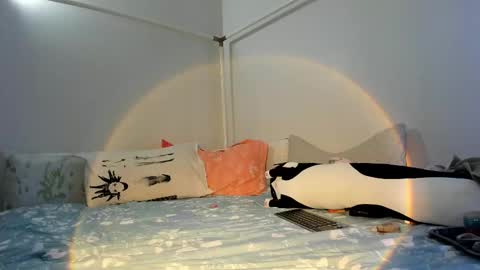 LOLA online show from 09-18-25, 01:18