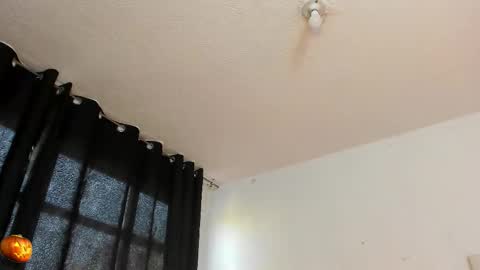 Snapshot of lustful__babe chatting on 10-23-25, 11:42 lustful__babe online show from 10-23-25, 11:42