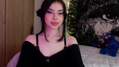 Valerie  April   online show from 03-09-25, 07:37