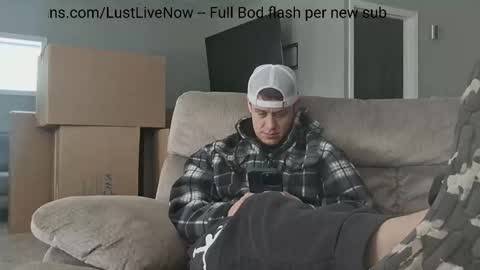  GUY ---  GIRL online show from 02-25-26, 08:40