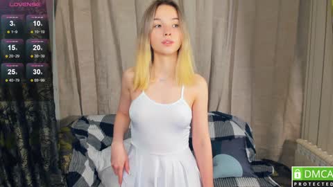 Snapshot of lusty_miss_di chatting on 01-14-25, 07:11 Isabel online show from 01-14-25, 07:11