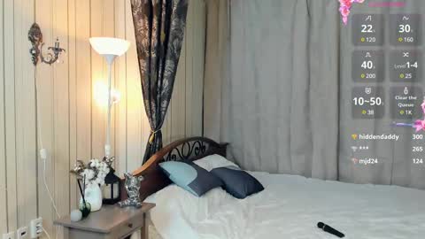 Snapshot of lusty_miss_di chatting on 02-23-25, 01:13 Isabel online show from 02-23-25, 01:13