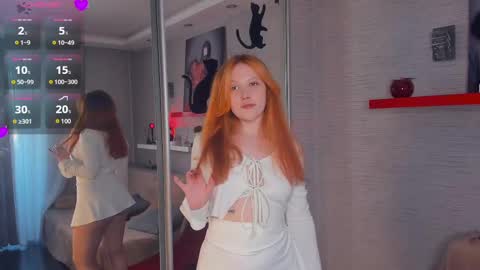 Snapshot of lusty_miss_di chatting on 02-27-25, 07:44 Isabel online show from 02-27-25, 07:44