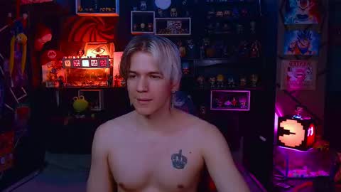 Snapshot of lustymatt chatting on 11-20-25, 01:06 lustymatt online show from 11-20-25, 01:06