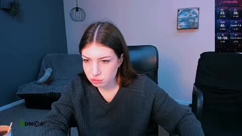 lusy_puff online show from 12-18-24, 10:08