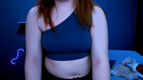 lusy_puff online show from 02-11-25, 01:09