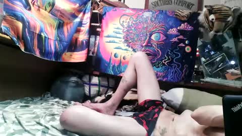 Luv2licUplz online show from 02-23-25, 09:33