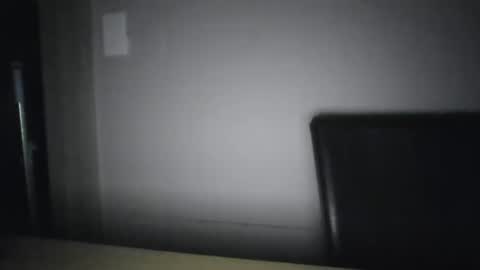 Snapshot of luv2pleasyou chatting on 12-18-25, 10:43 Luv2pleazyou online show from 12-18-25, 10:43