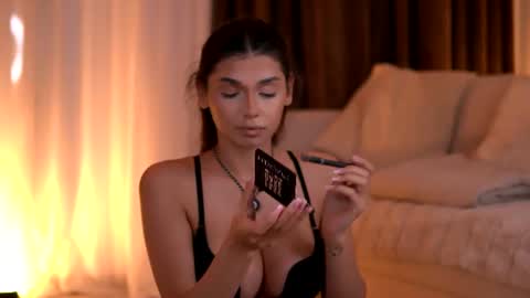Caprice online show from 06-11-26, 04:16