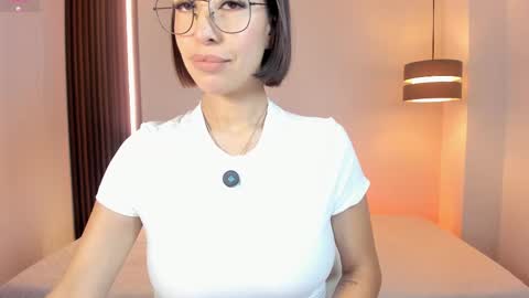 Lu. online show from 10-28-25, 01:58