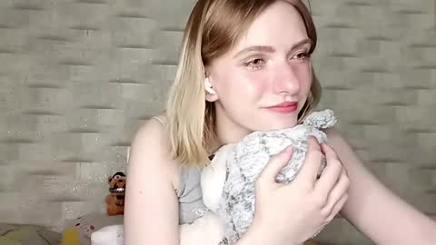 Lilly  online show from 05-20-26, 11:49