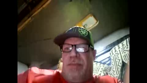 Snapshot of luvtw2eet6ussy chatting on 11-15-25, 01:40 luvtw2eet6ussy online show from 11-15-25, 01:40